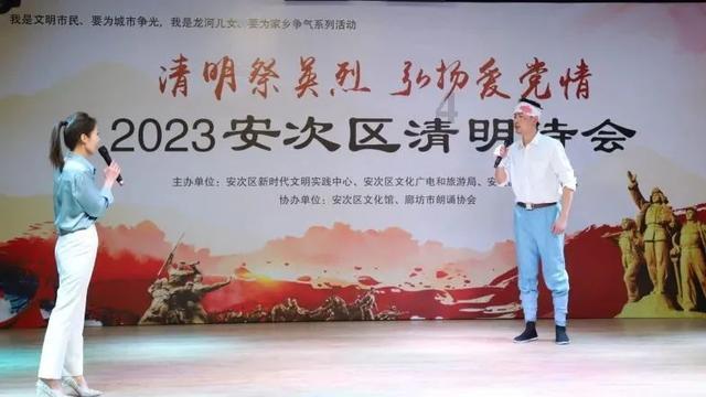 52岁男子天天邀请67岁大妈跳舞，大妈怒斥：跟我玩这套？你还嫩点